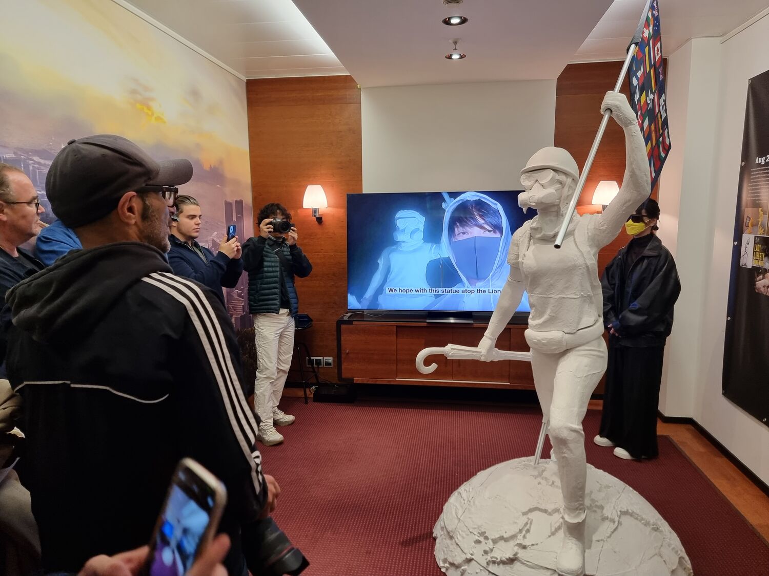 Global Lady Liberty HK Unveiled in Frankfurt — 3 of 7