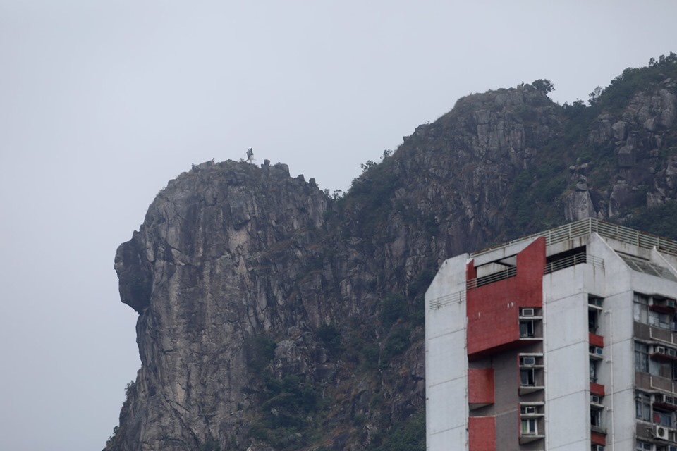 Lady Liberty HK Ascends Lion Rock — 7 of 15